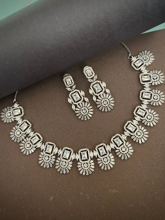 Aarohi  Flourish AD Necklace Set DB-AD15000Z