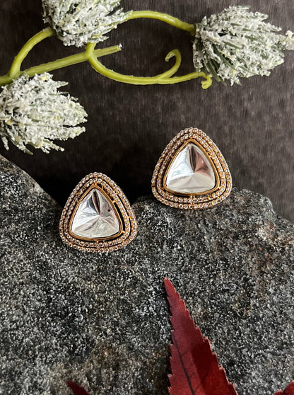 MOISSANITE KUNDAN BIG TRIANGLE STUD EARRINGS DB-GP12000Z2